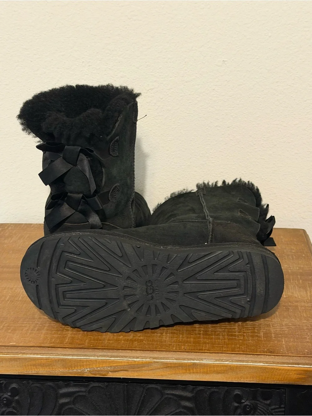 UGG Black Short Shearling Winter Boots